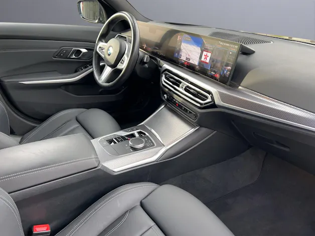 BMW 330d xDrive 48V Touring Steptronic M Sport