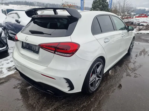 Mercedes-Benz A 35 AMG 4Matic Speedshift