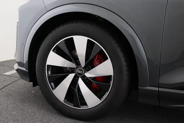 Audi Q6 e-tron quattro
