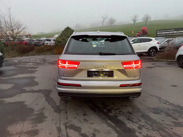 Audi Q7 3.0 TDI quattro tiptronic