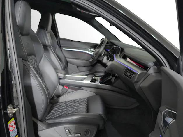 Audi e-tron 55 Sportback S Line Black Edition quattro
