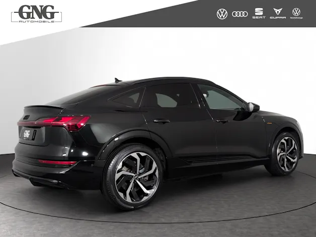 Audi e-tron 55 Sportback S Line Black Edition quattro
