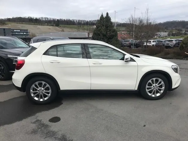 Mercedes-Benz GLA 220 CDI Urban 7G-DCT