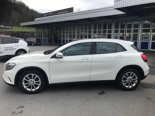 Mercedes-Benz GLA 220 CDI Urban 7G-DCT