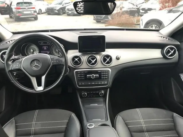Mercedes-Benz GLA 220 CDI Urban 7G-DCT