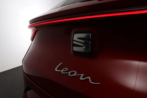 SEAT Leon ST 1.4 eHybrid pHEV DSG Hola FR