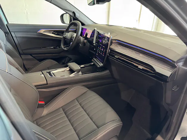 Renault Espace Full Hybrid E-Tech iconic full hybrid E-Tech 200 - 5 Seater