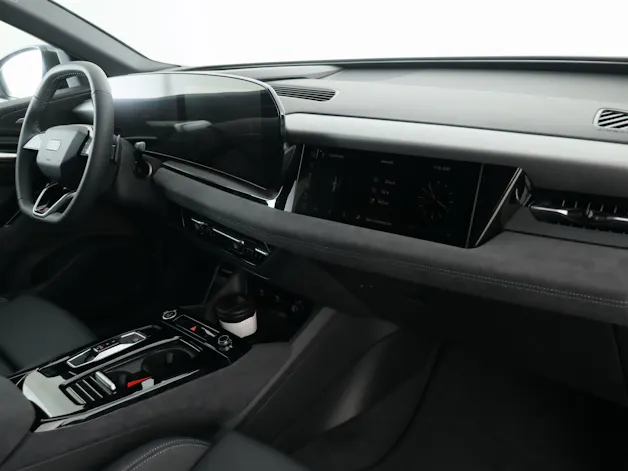 Audi Q6 e-tron quattro