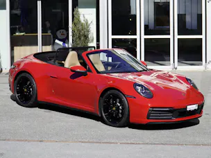 Porsche 911 Carrera 4 Cabriolet PDK