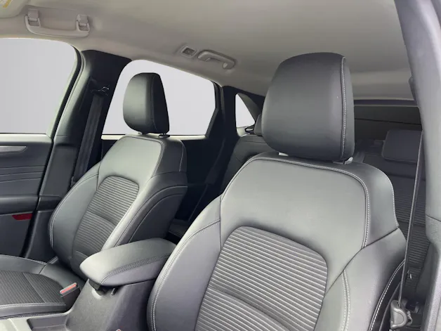 Ford Kuga 2.5 FHEV Titanium X FWD