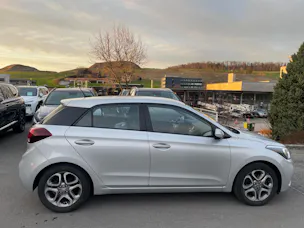 Hyundai i20 1.0 T-GDi Amplia DCT