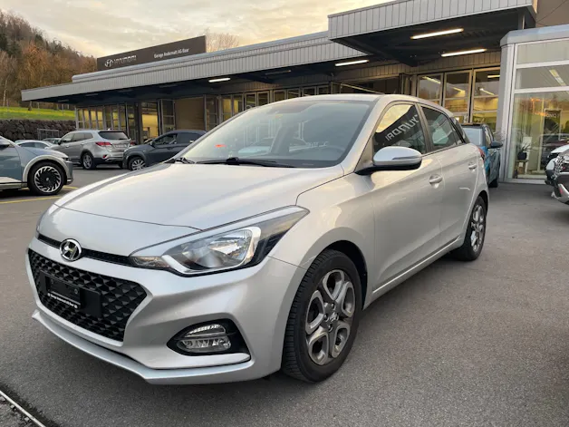 Hyundai i20 1.0 T-GDi Amplia DCT
