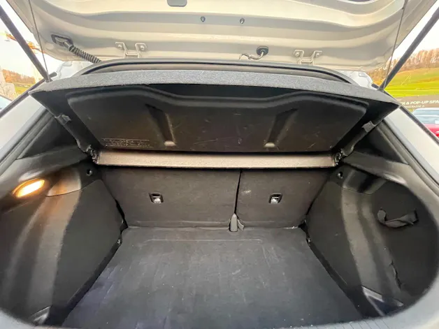 Hyundai i20 1.0 T-GDi Amplia DCT