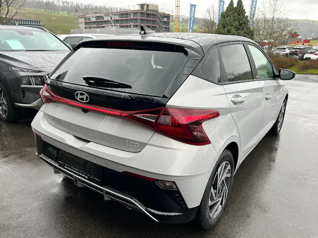 Hyundai i20 1.0 T-GDi Amplia 48V MH DCT