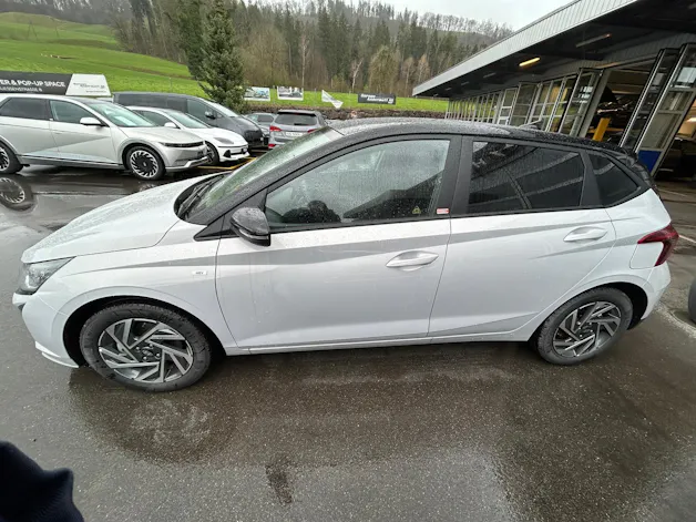 Hyundai i20 1.0 T-GDi Amplia 48V MH DCT