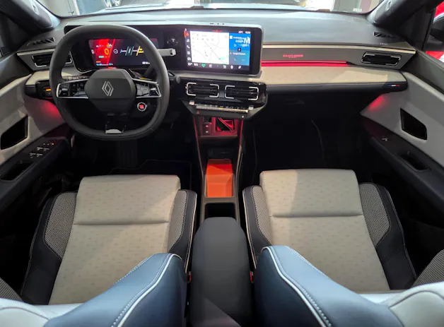 Renault R5 E-Tech Roland Garros 52 kWh Comfort Range