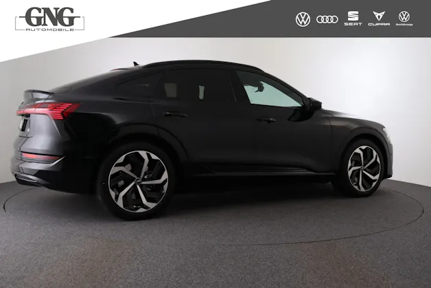 Audi e-tron 55 Sportback S Line Black Edition quattro