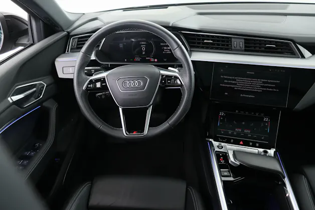 Audi e-tron 55 Sportback S Line Black Edition quattro
