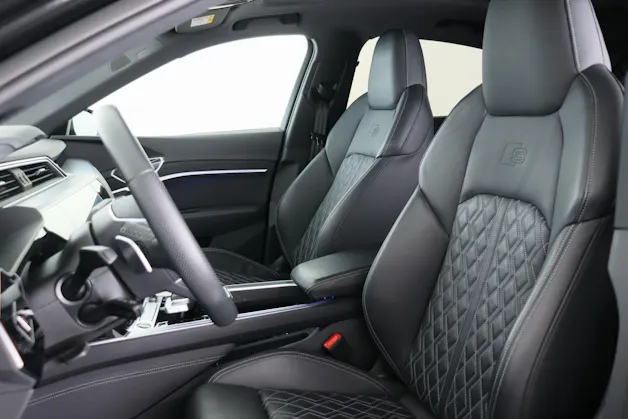 Audi e-tron 55 Sportback S Line Black Edition quattro