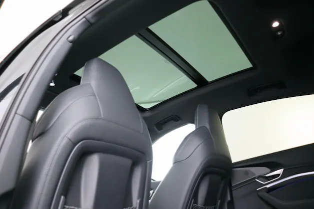 Audi e-tron 55 Sportback S Line Black Edition quattro
