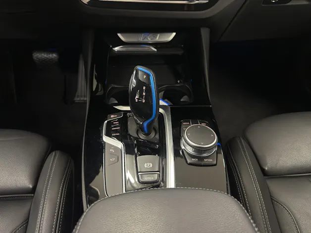 BMW iX3 Impressive