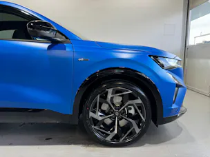 Renault RAFALE HYBRID E-TECH Atelier Alpine hyper hybrid E-Tech 4x4 300PS plug-in