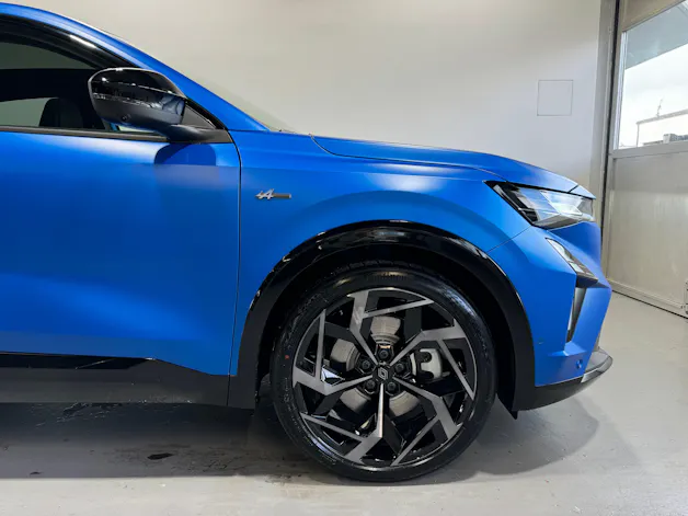 Renault RAFALE HYBRID E-TECH Atelier Alpine hyper hybrid E-Tech 4x4 300PS plug-in