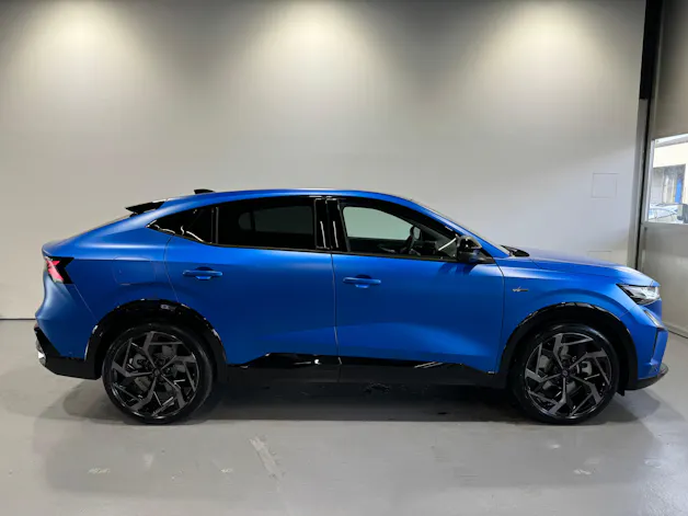 Renault RAFALE HYBRID E-TECH Atelier Alpine hyper hybrid E-Tech 4x4 300PS plug-in