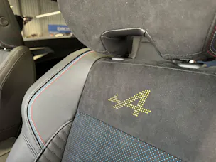 Renault RAFALE HYBRID E-TECH Atelier Alpine hyper hybrid E-Tech 4x4 300PS plug-in