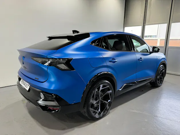 Renault RAFALE HYBRID E-TECH Atelier Alpine hyper hybrid E-Tech 4x4 300PS plug-in
