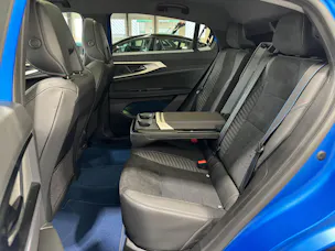 Renault RAFALE HYBRID E-TECH Atelier Alpine hyper hybrid E-Tech 4x4 300PS plug-in