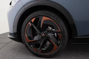 Cupra Tavascan Type 9 77 kWh Adrenaline