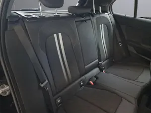 BMW 118i Essential Edition Steptronic