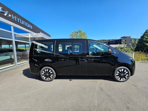 Hyundai Staria Premium 1.6 T-GDi HEV Vertex A