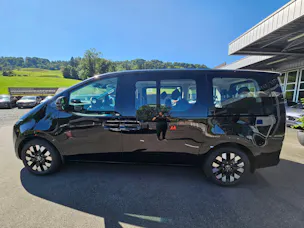 Hyundai Staria Premium 1.6 T-GDi HEV Vertex A