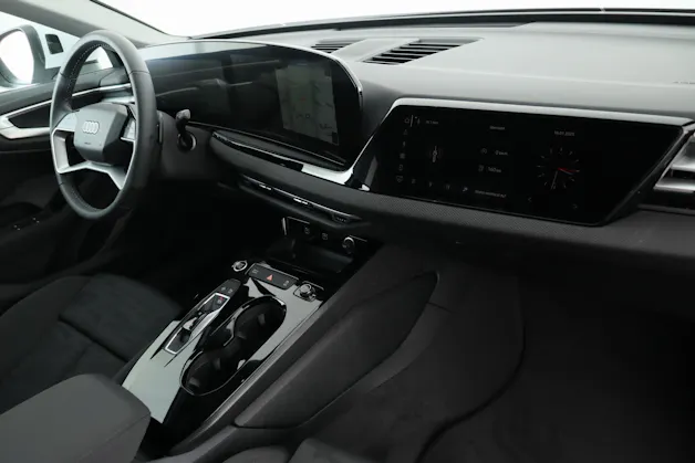 Audi A5 Avant TDI 150 kW Attraction S tronic