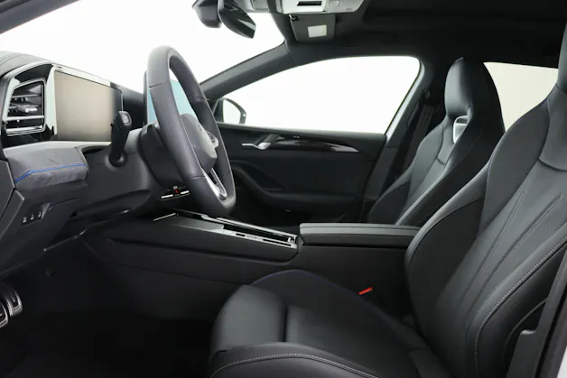 VW Passat Variant 1.5 TSI evo2 Plug-In- Hybrid R-Line DSG