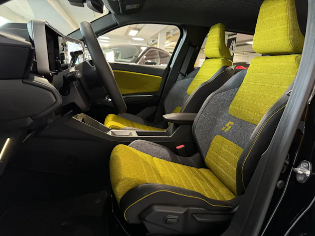 Renault R5 E-TECH 100% ELECTRIC iconic five 150PS Comfort Range