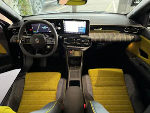 Renault R5 E-TECH 100% ELECTRIC iconic five 150PS Comfort Range