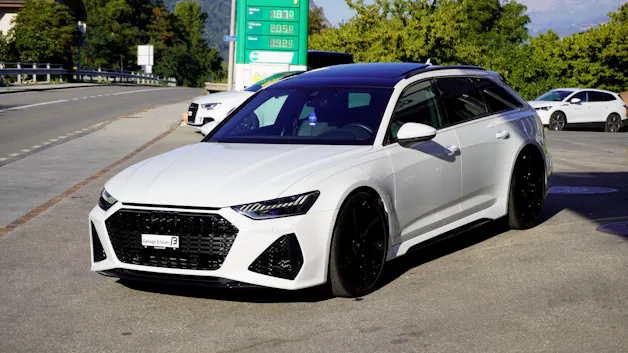Audi RS6 Avant 4.0 TFSI V8 quattro
