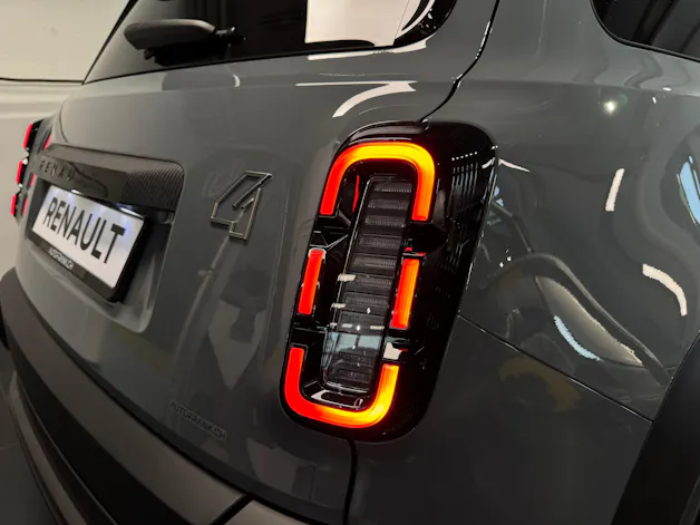 Renault R4 E-TECH ELECTRIC iconic 150PS Comfort Range