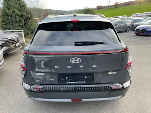 Hyundai Kona EV 65.4 kWh Amplia