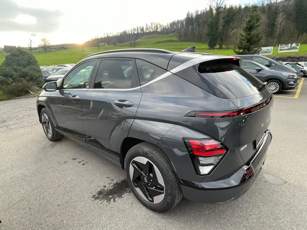 Hyundai Kona EV 65.4 kWh Amplia