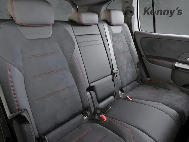 Mercedes-Benz GLB 220 AMG Line 4MATIC