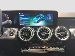 Mercedes-Benz GLB 220 AMG Line 4MATIC