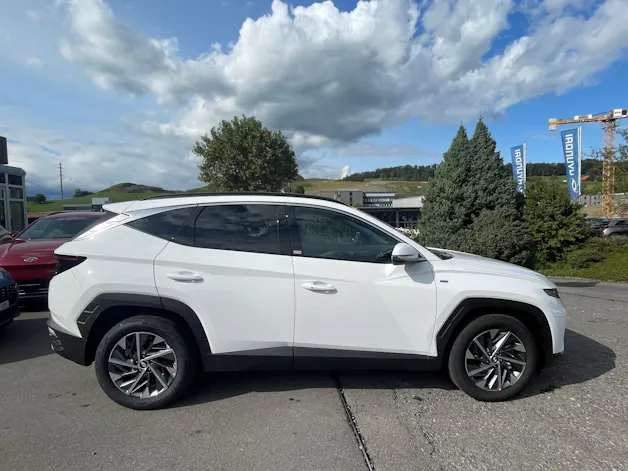 Hyundai Tucson 1.6 CRDI 48V Amplia 4WD DCT
