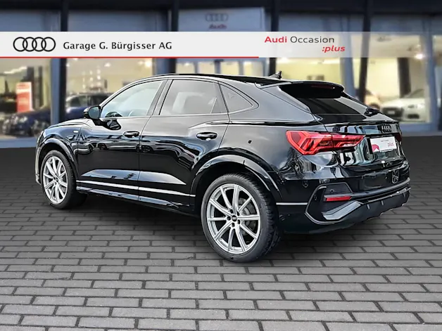 Audi Q3 Sportback 35 TFSI S line Attraction S-tronic Mythosschwarz Metallic