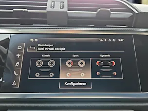 Audi Q3 Sportback 35 TFSI S line Attraction S-tronic Mythosschwarz Metallic