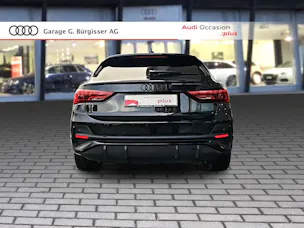 Audi Q3 Sportback 35 TFSI S line Attraction S-tronic Mythosschwarz Metallic