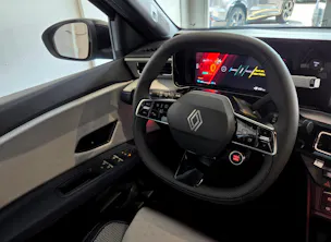 Renault R5 E-TECH ELECTRIC Roland Garros 150PS Comfort Range